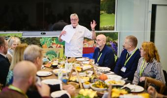 Industry leaders unite to champion healthy & sustainable food on menus  Industry leaders unite to champion healthy & sustainable food on menus