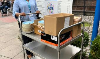 Hupfer’s variocart trolley ‘revolutionises’ catering at Manchester General Hospital 