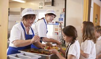 Liberal Democrats unveils plan to offer free school meals