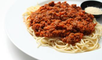 Survey reveals Spaghetti Bolognese remains UK’s most cooked mid-week meal  