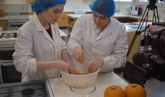 Academics tackle Halloween food waste using pumpkin ice cream recipe 