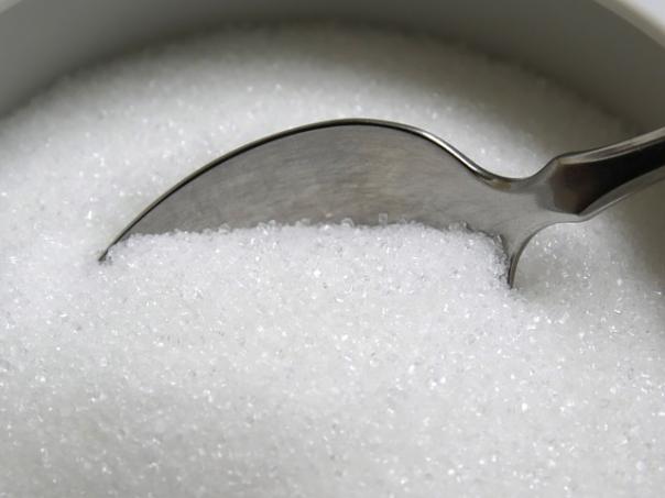 Sugar intake should be haved, according to new report